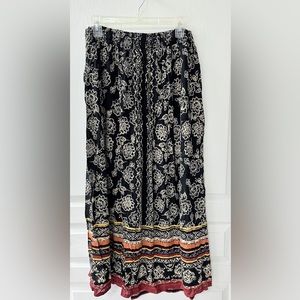 Black multi maxi skirt
